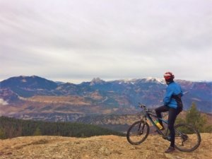 Vistes d'Ensija, el Pedraforca i el Cadí