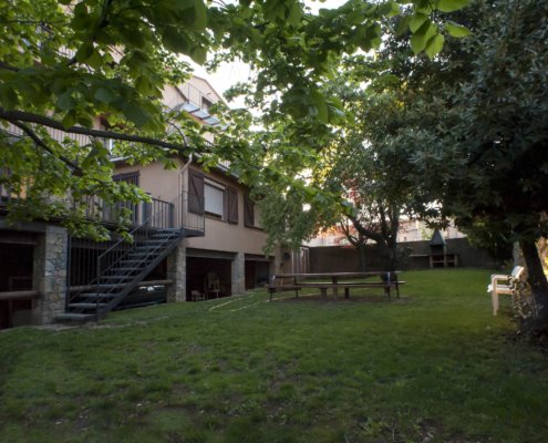 Jardí amb accés a la terrassa